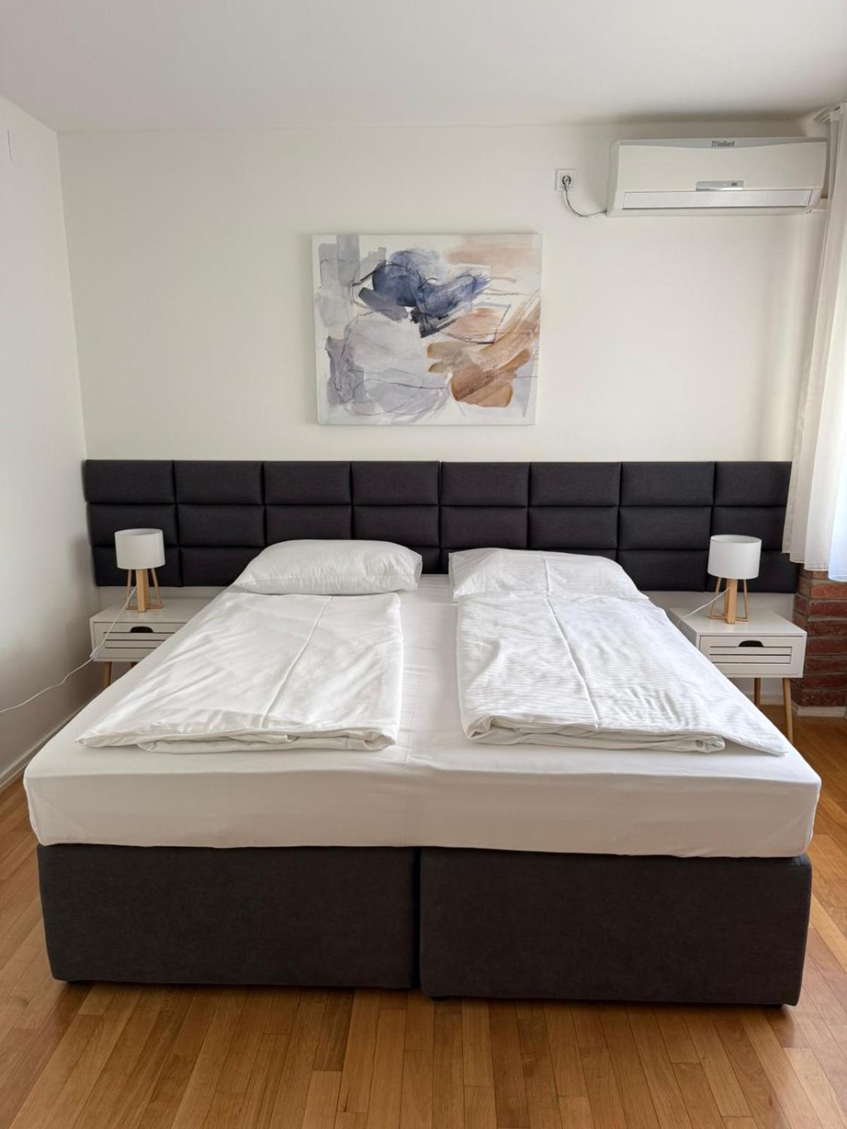 Home Apartmani I Sobe Osijek Exterior foto