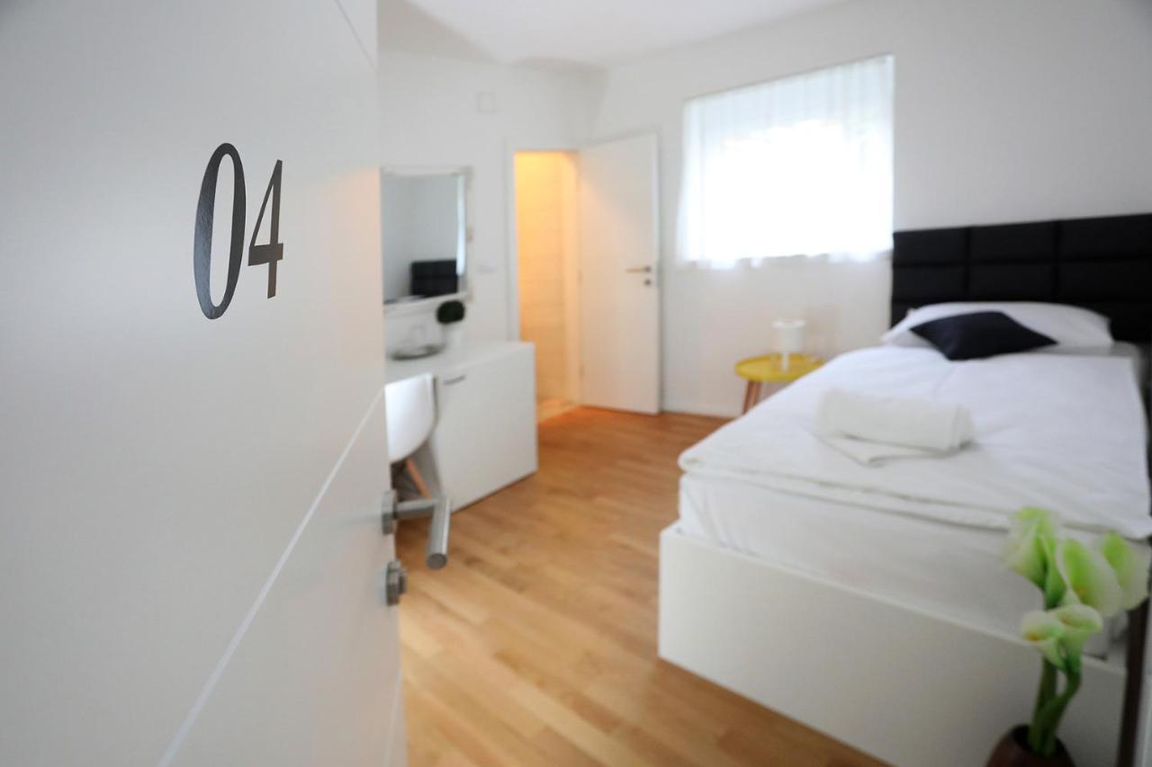 Home Apartmani I Sobe Osijek Exterior foto